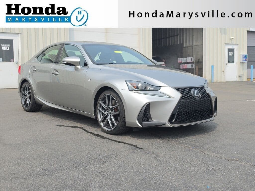 2019 LEXUS IS