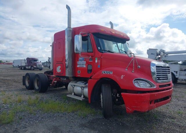 2007 FREIGHTLINER Columbia