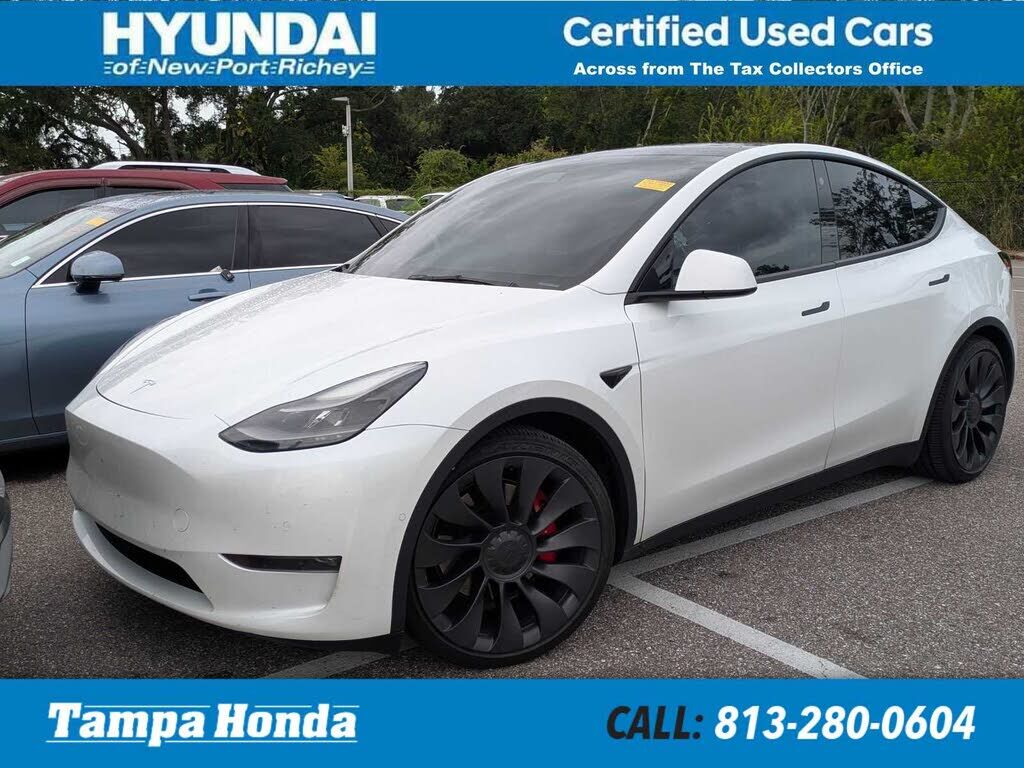 2021 TESLA Model Y
