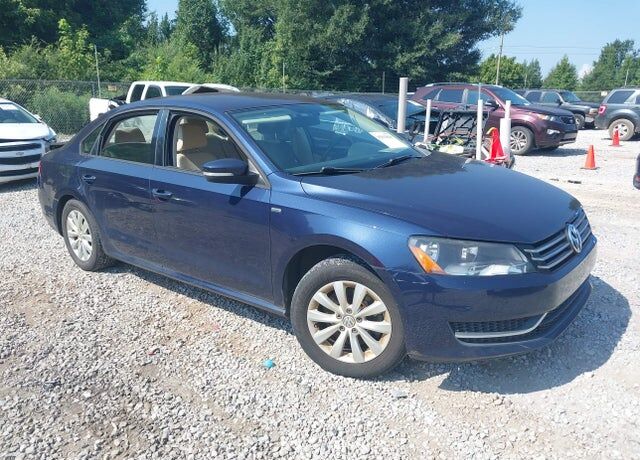 2014 VOLKSWAGEN Passat