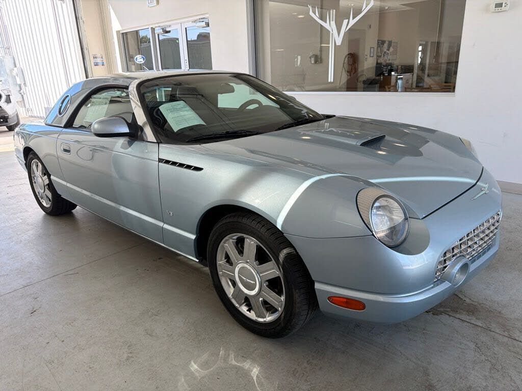 2004 FORD Thunderbird