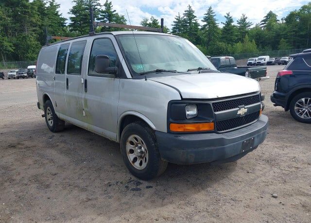 2010 CHEVROLET Express