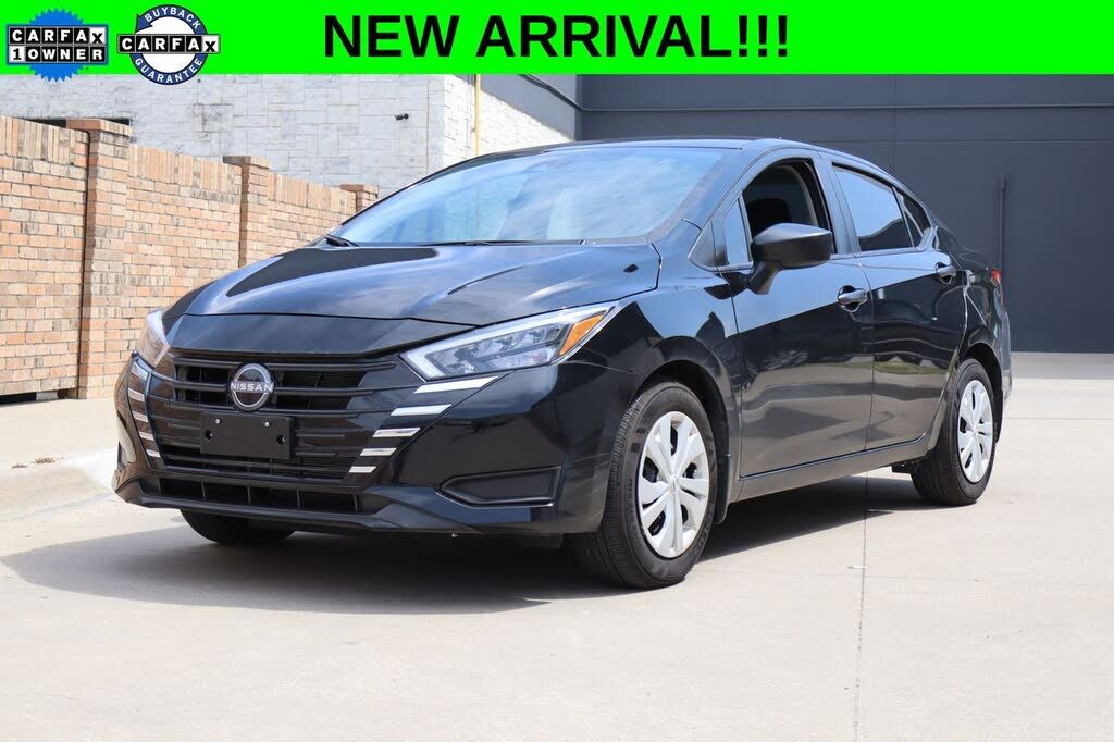 2025 NISSAN Versa