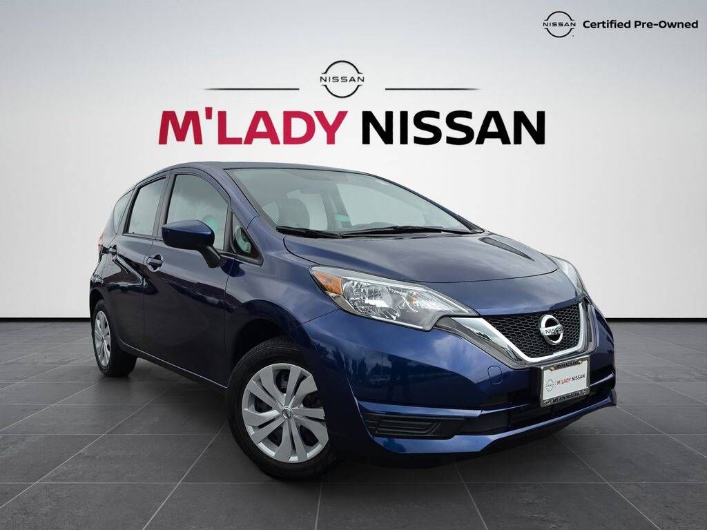 2017 NISSAN Versa
