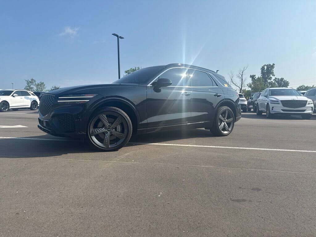 2024 GENESIS GV70