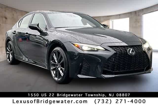 2023 LEXUS IS