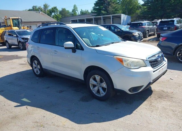 2014 SUBARU Forester