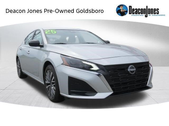2025 NISSAN Altima