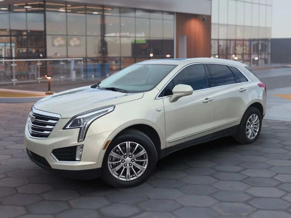 2017 CADILLAC XT5
