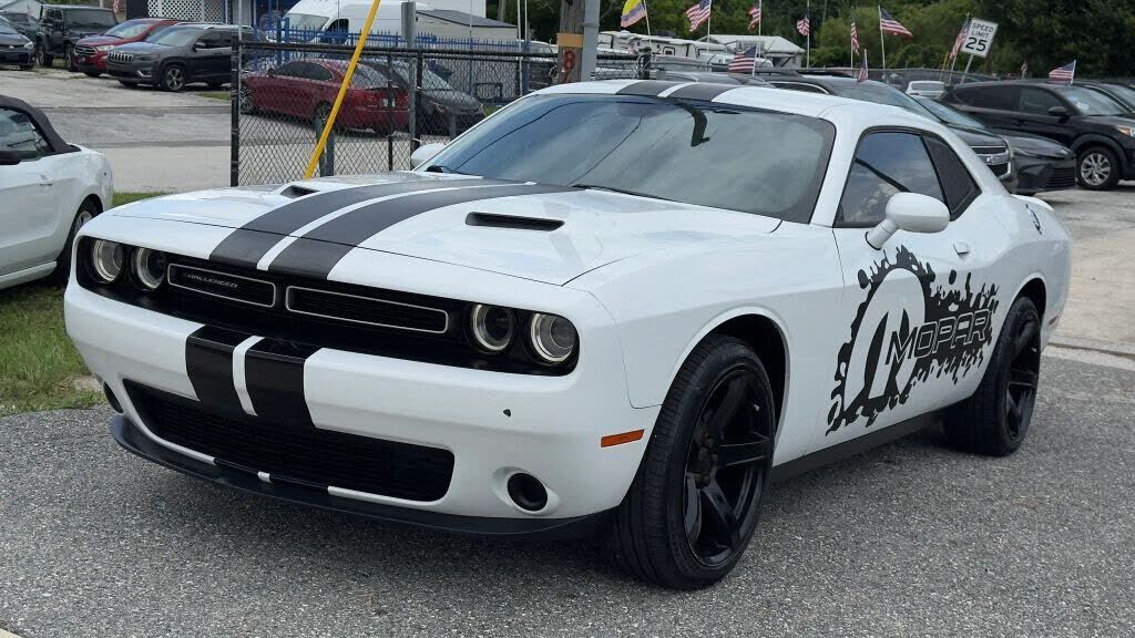 2019 DODGE Challenger