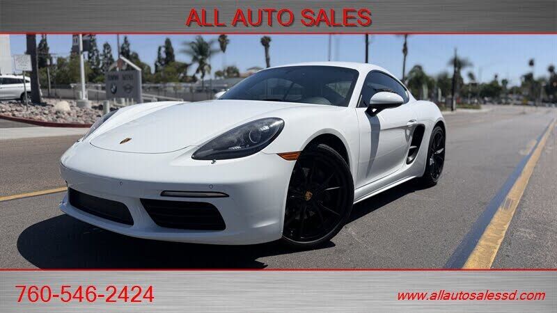 2017 PORSCHE Cayman
