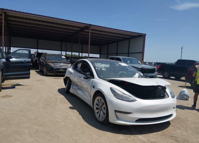 2021 TESLA Model 3