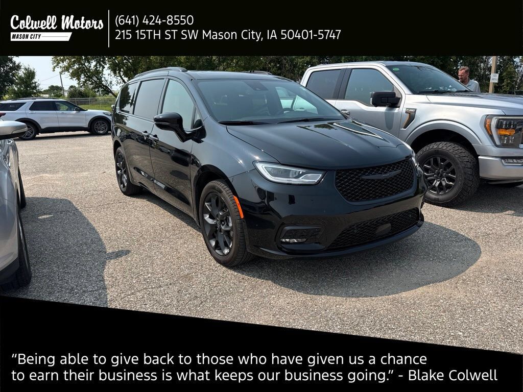 2025 CHRYSLER Pacifica