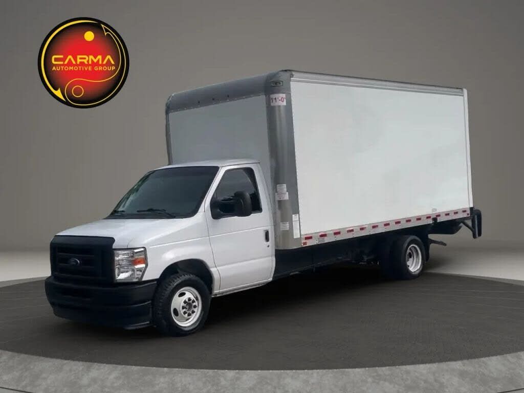 2022 FORD E-350
