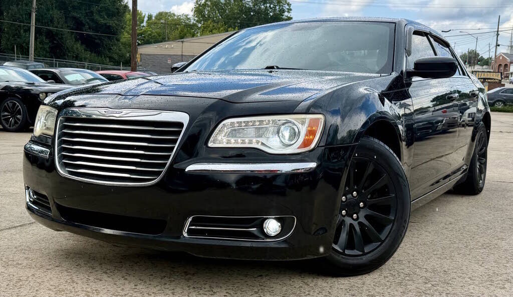 2012 CHRYSLER 300