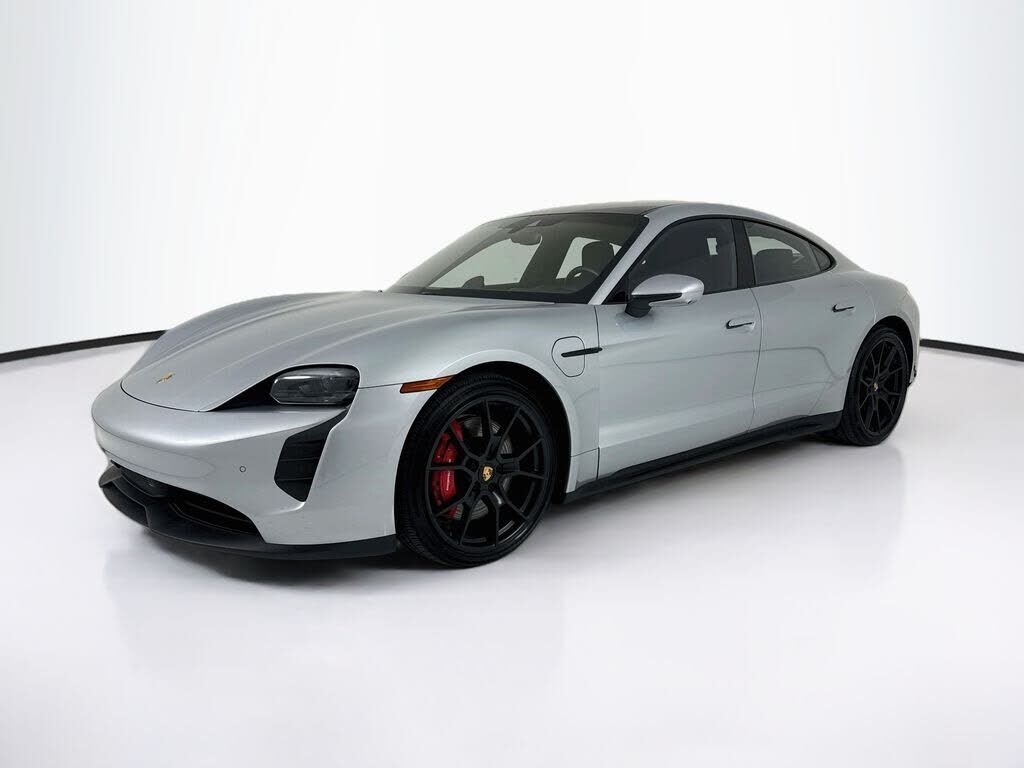 2024 PORSCHE Taycan