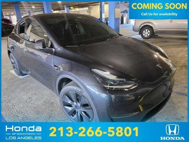 2024 TESLA Model Y