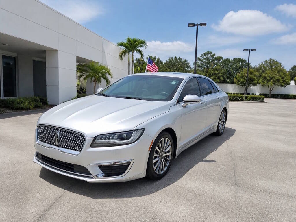 2017 LINCOLN MKZ