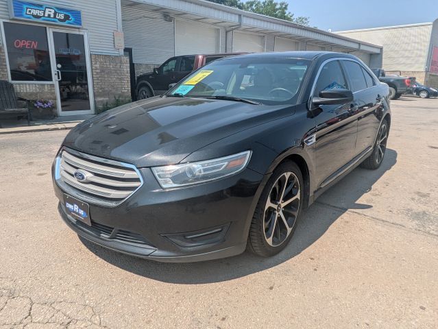 2015 FORD Taurus