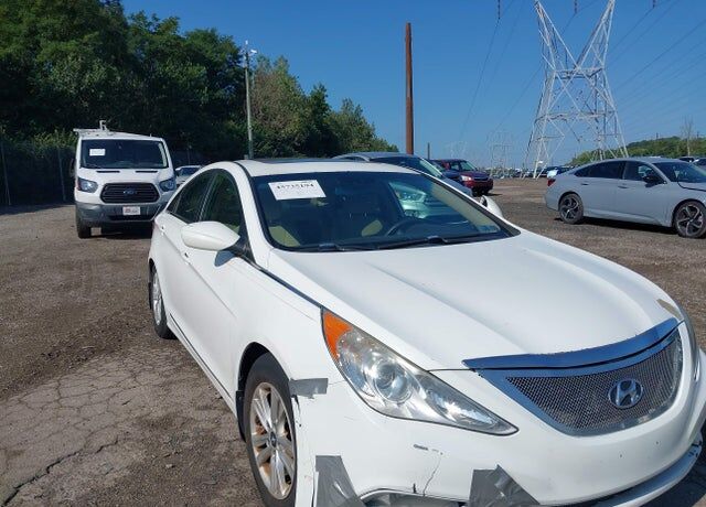 2013 HYUNDAI Sonata