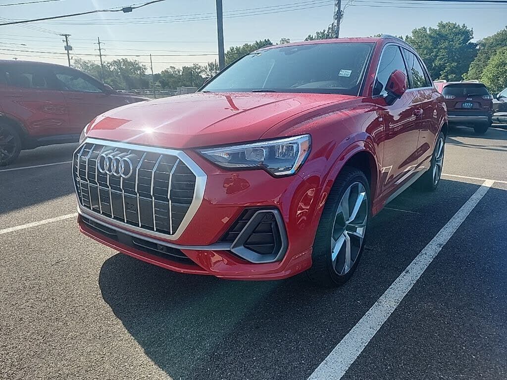 2021 AUDI Q3