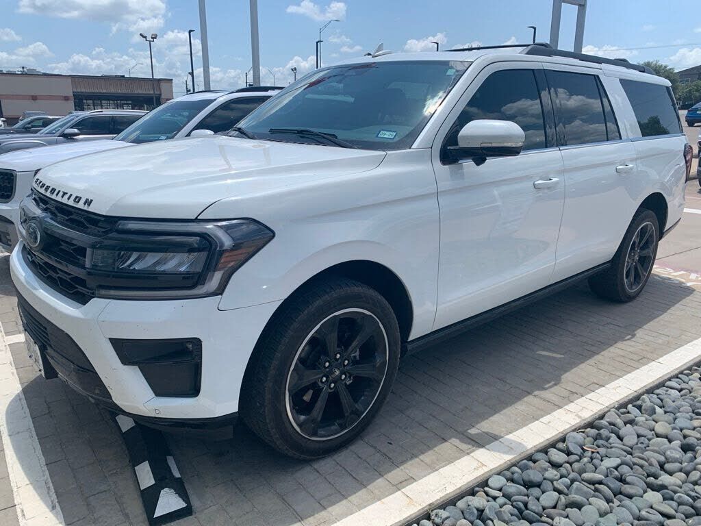 2023 FORD Expedition
