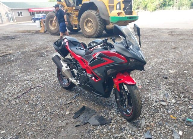 2025 KAWASAKI Ninja