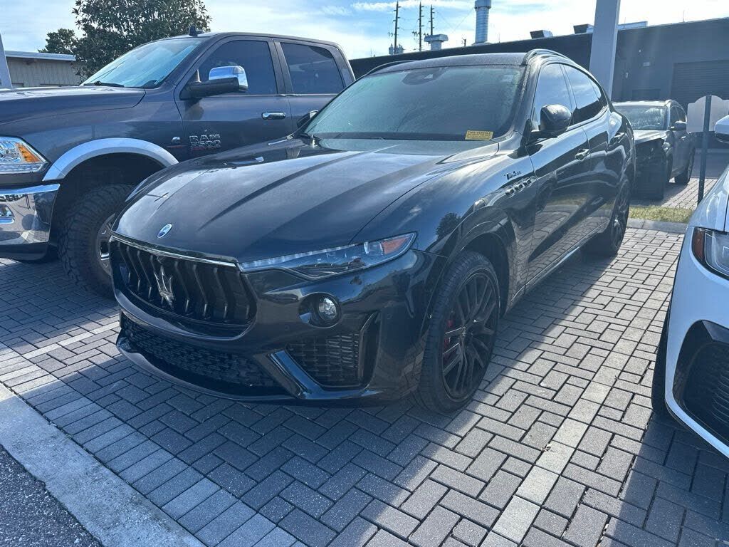 2023 MASERATI Levante
