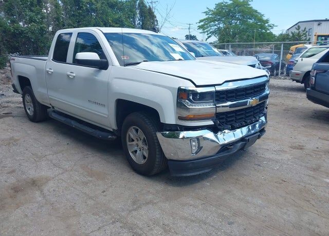 2018 CHEVROLET Silverado