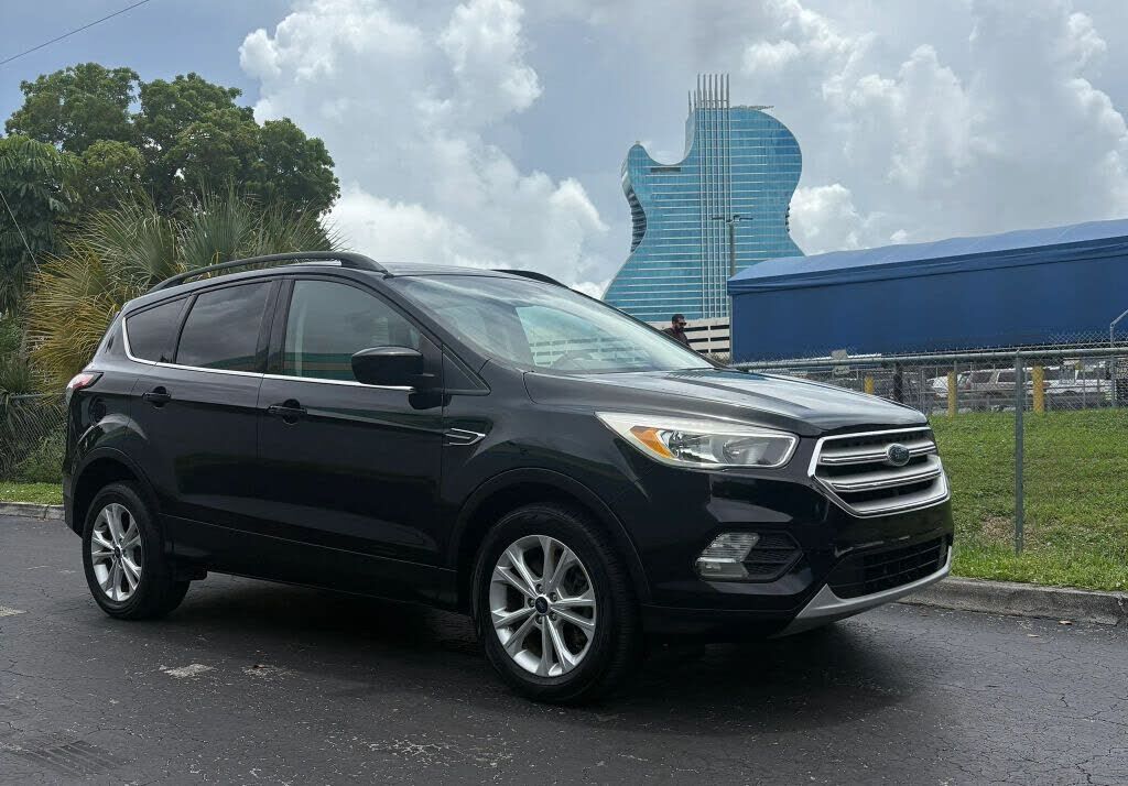 2018 FORD Escape