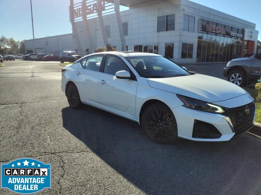 2025 NISSAN Altima