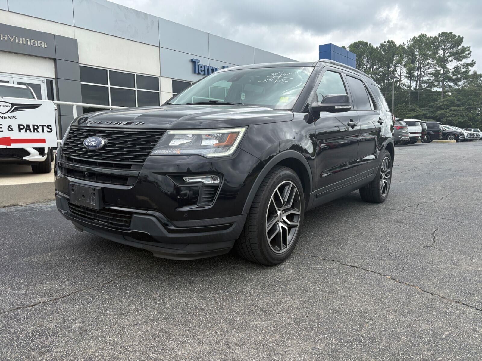 2019 FORD Explorer