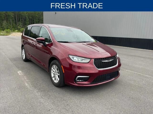 2023 CHRYSLER Pacifica