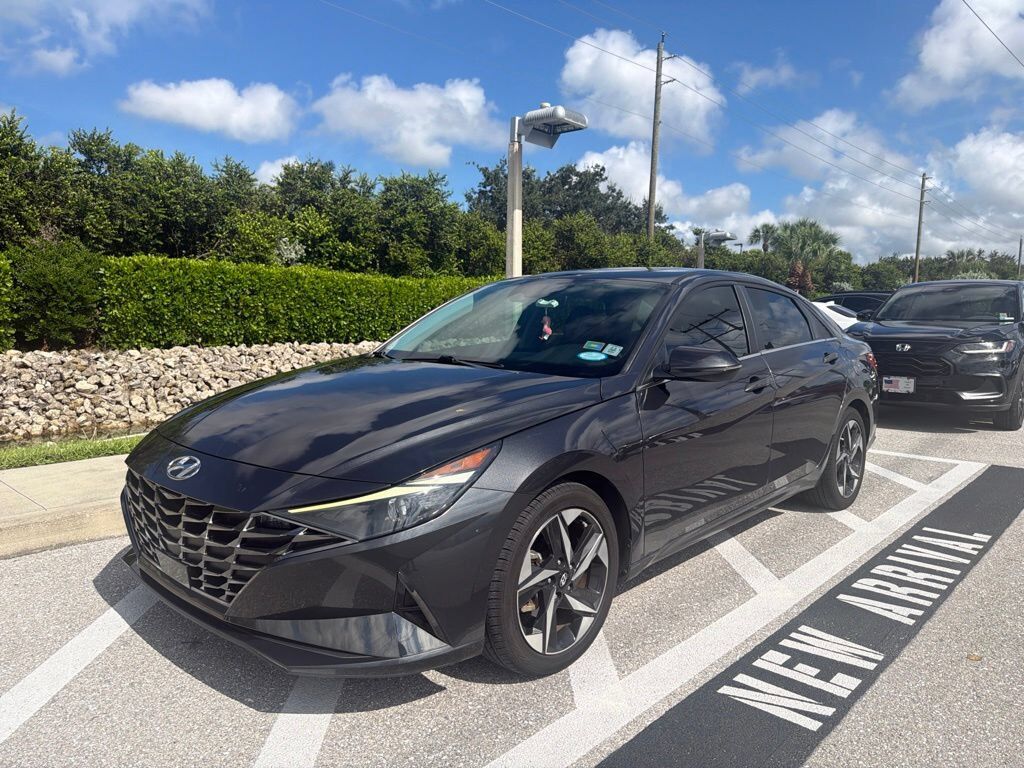 2021 HYUNDAI Elantra
