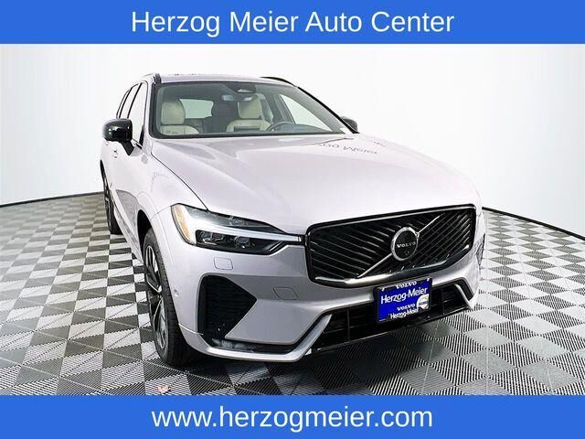 2026 VOLVO XC60
