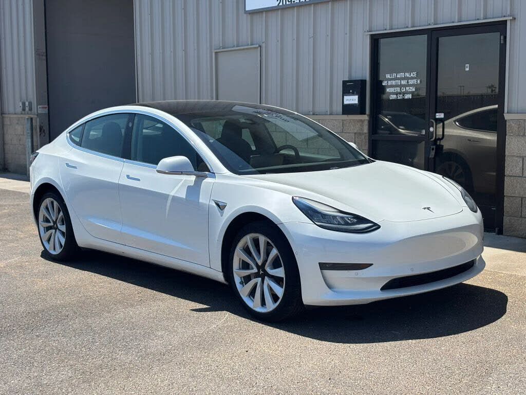 2020 TESLA Model 3