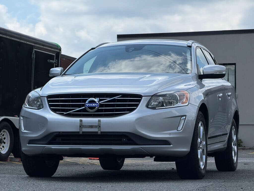 2016 VOLVO XC60