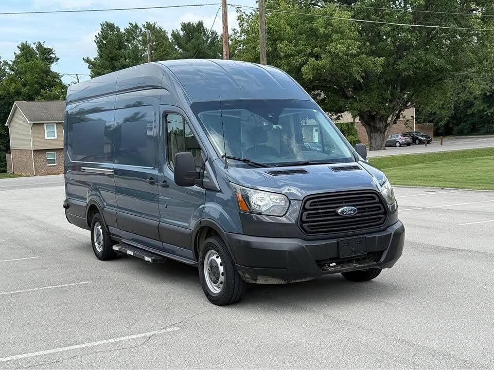 2019 FORD Transit