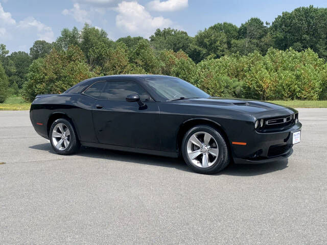 2019 DODGE Challenger