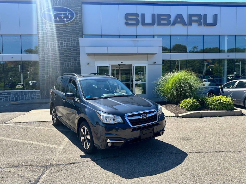 2017 SUBARU Forester