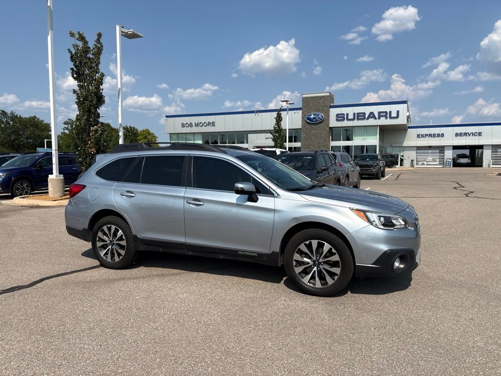 2016 SUBARU Outback