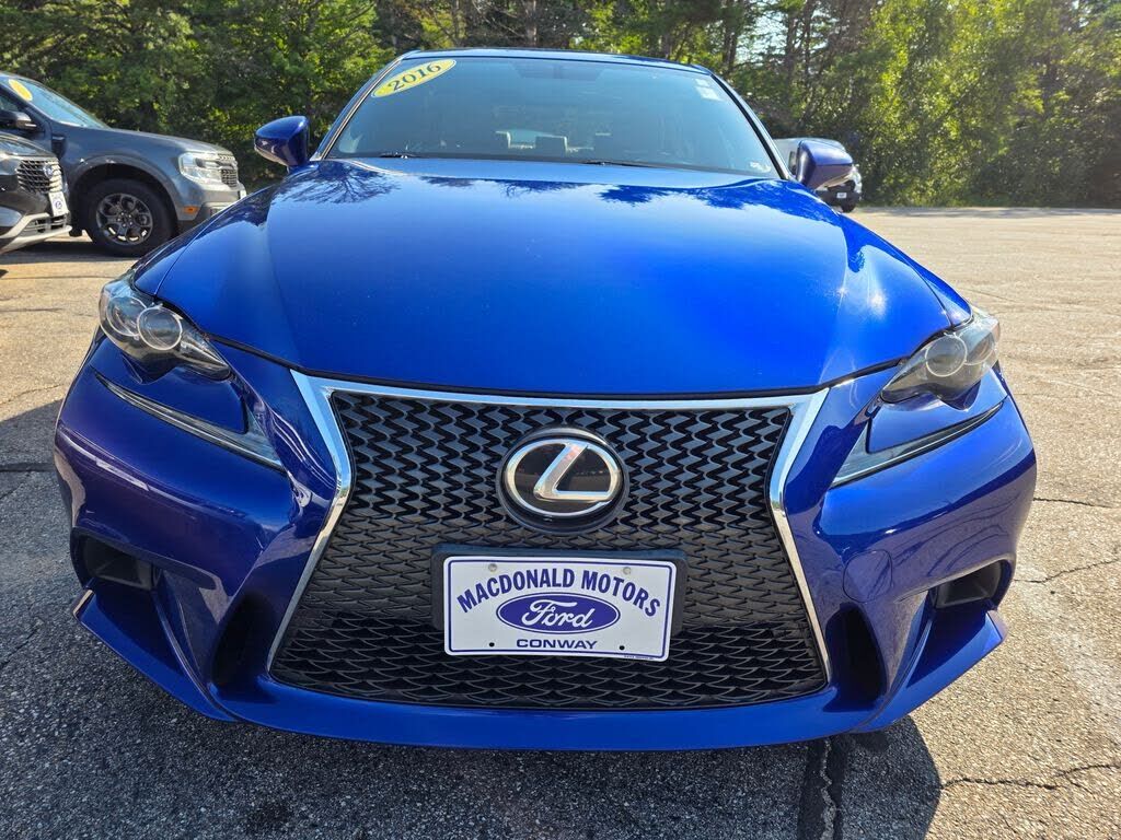 2016 LEXUS IS