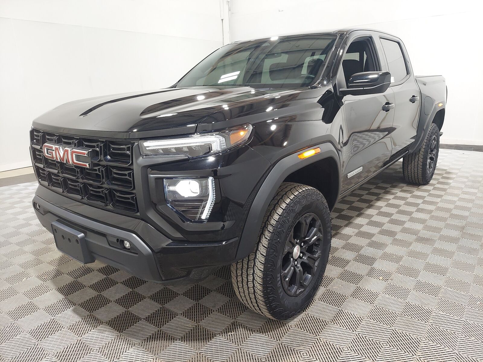 2024 GMC Canyon