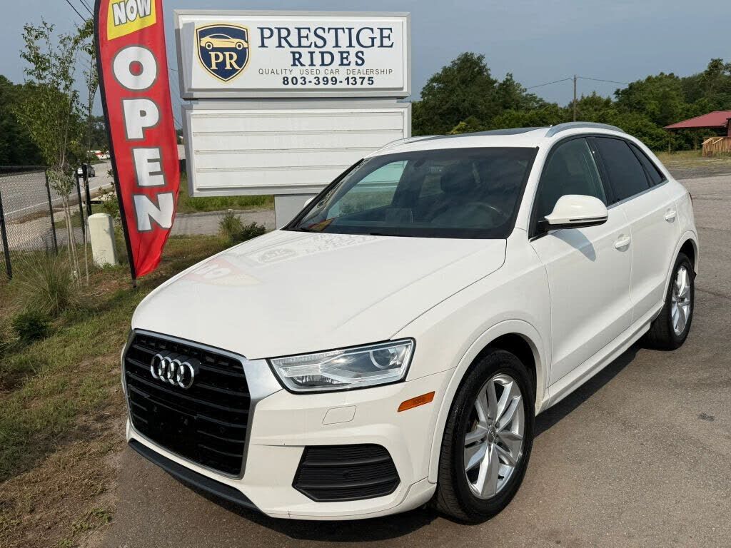 2016 AUDI Q3