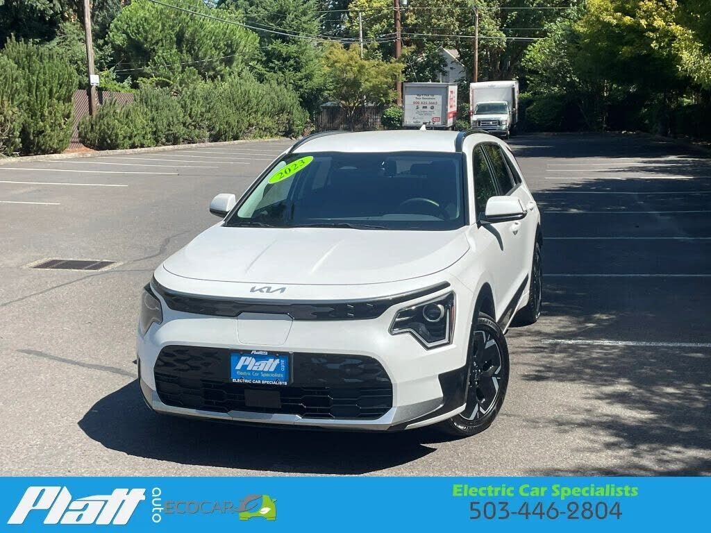 2023 KIA Niro