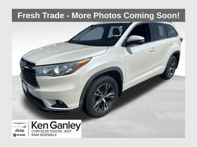 2016 TOYOTA Highlander