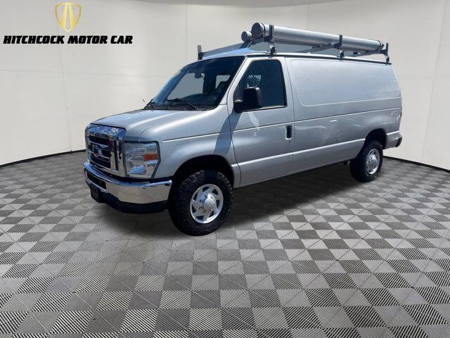 2012 FORD E-350