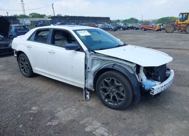 2018 CHRYSLER 300