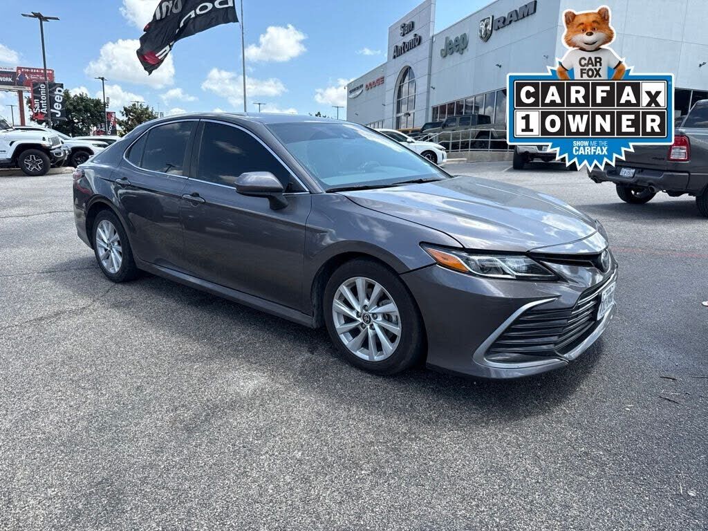 2024 TOYOTA Camry