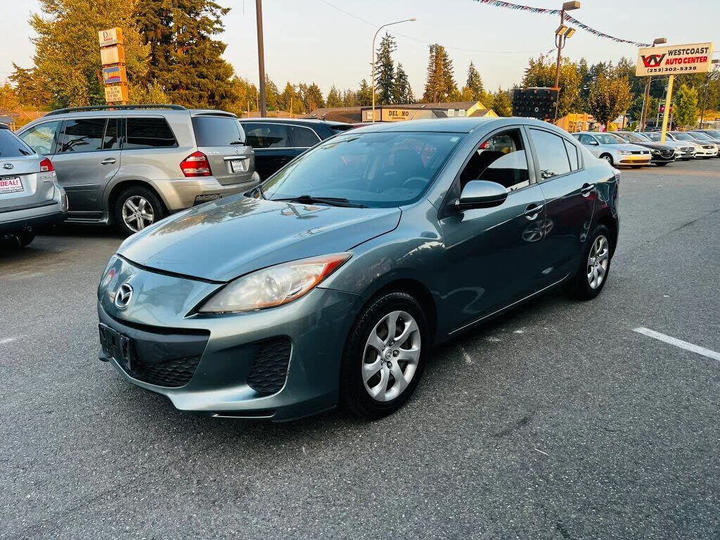 2013 MAZDA Mazda3